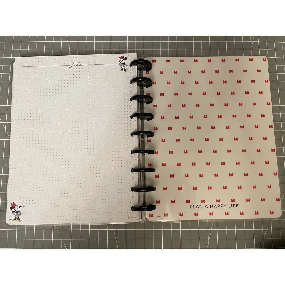 Happy Planner Classic Disney Minnie Mouse Budget Journal 9 Disc Undated